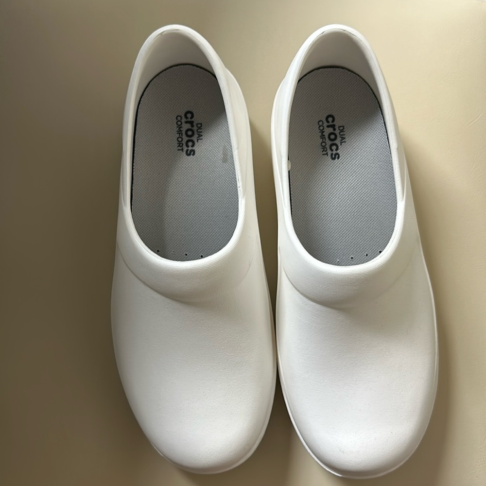 NEW Crocs Women’s Neria Pro II Work Shoes White Size 8